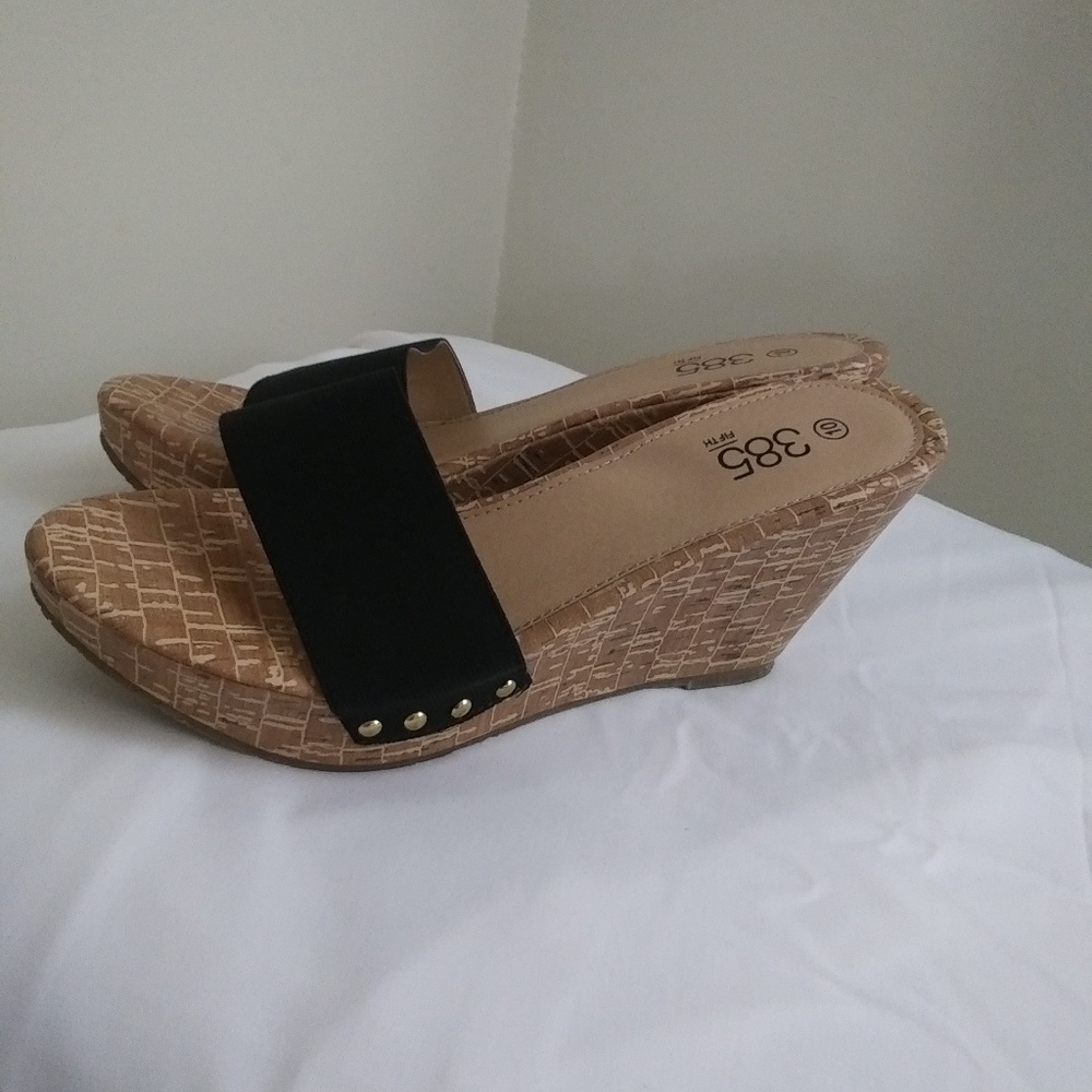 Wedges - Picture 3 of 5